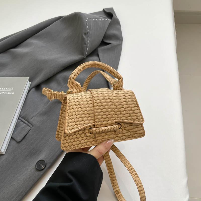 Nische Textur tragbare kleine Tasche Damen 2025 Frühling Mode Sanduhr kleine quadratische Tasche vielseitige trendige Umhängetasche