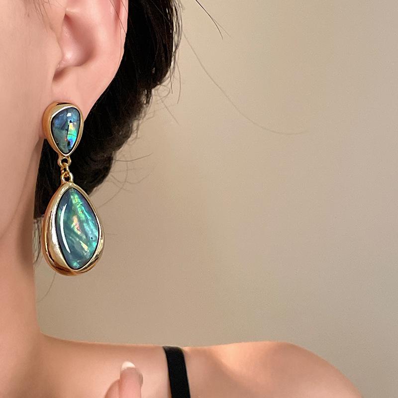 Elegante Damen-Tropfenohrringe: Silbernadel Perlmutt Oval Dangles