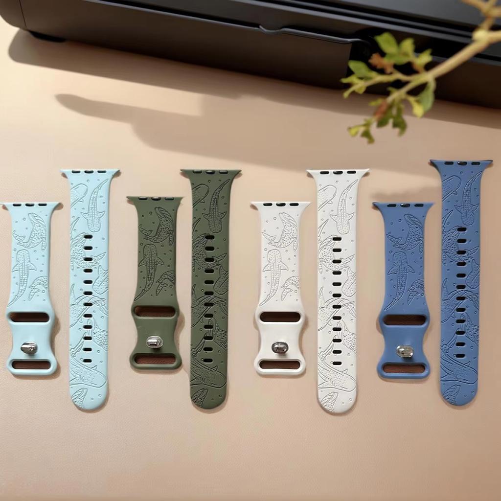 Whale Silicone Strap For Apple Watch Bands 44mm 40mm 45mm 49mm 41mm 42mm 46mm Engraved Bracelet Series 11 10 9 8 7 6 SE Ultra2 3