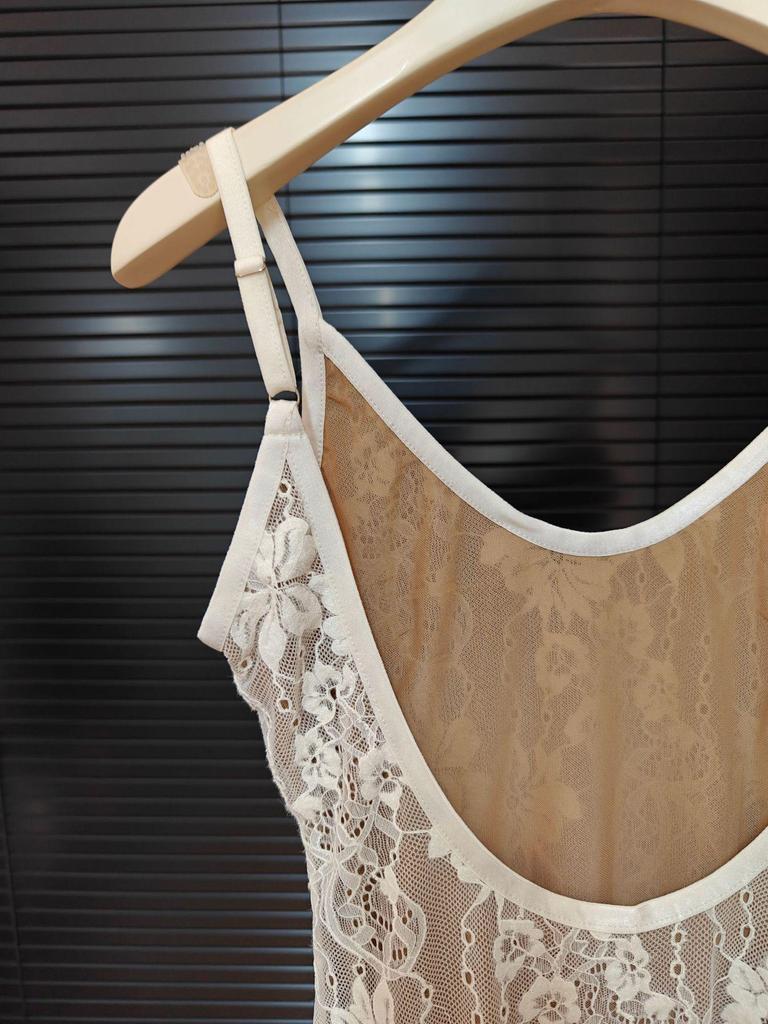 Europäische & Amerikanische Trendige Rückenfreie Spitzen-Camisole - Damen Slim Fit Herbst/Winter Top