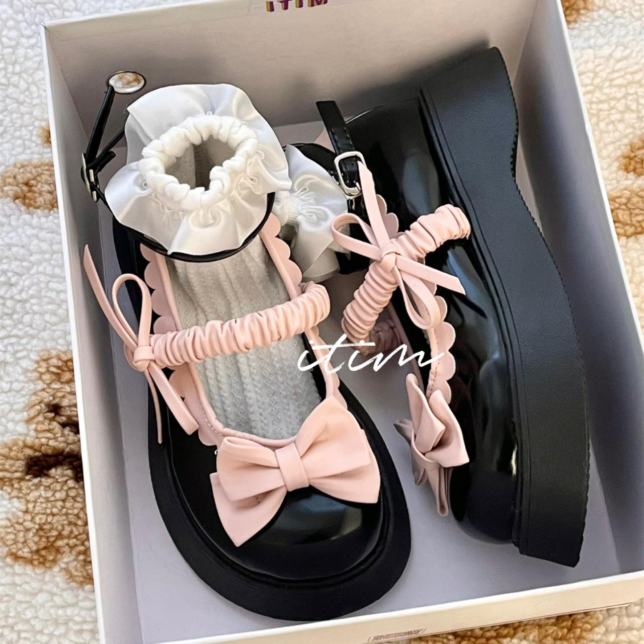 

Модная женская модная обувь лоферы на платформе, смешанного цвета, на массивном высоком каблуке, розовый бант, туфли Мэри Джейн, женские туфли из лакированной кожи с ремешком на щиколотке 40 чёрный