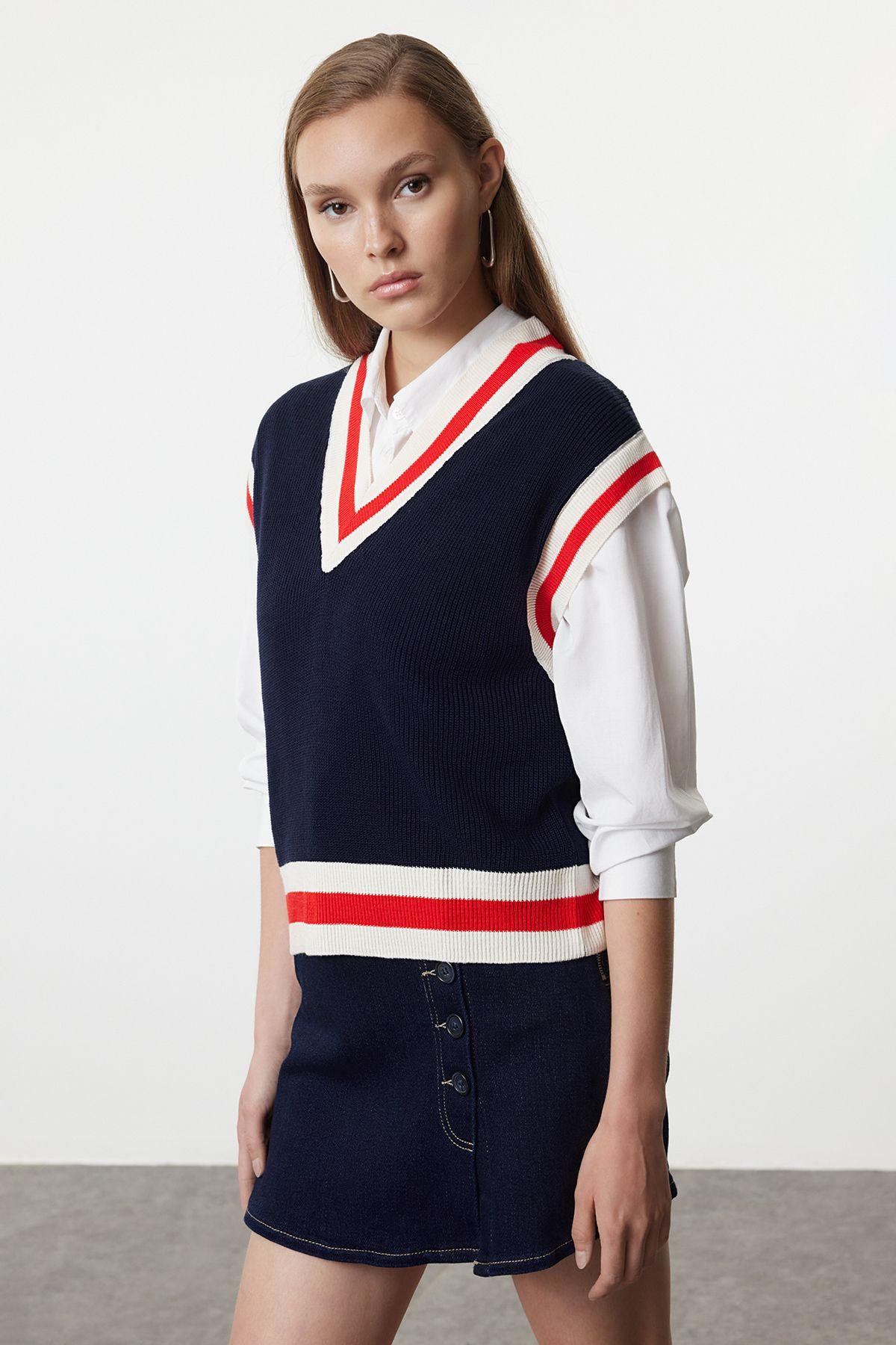 

Women s Elegance Style Sweater Navy Blue V-Neck Knitwear Sweater S