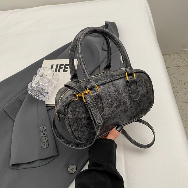 Ielgy All-Match Portable Autumn Winter Fashion Small Square Bag Commuter Shoulder Pillow Bag