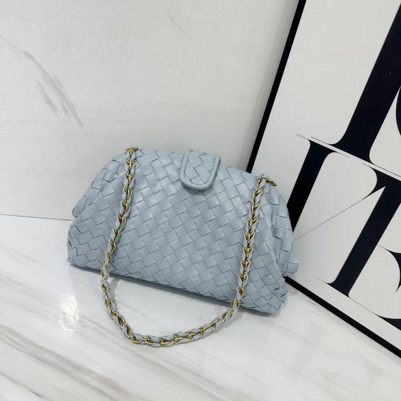 Vintage Classic Clip Chain Bag Cowhide Woven Bag Cloud Bag Underarm Shoulder Dinner Hand Shell Bag