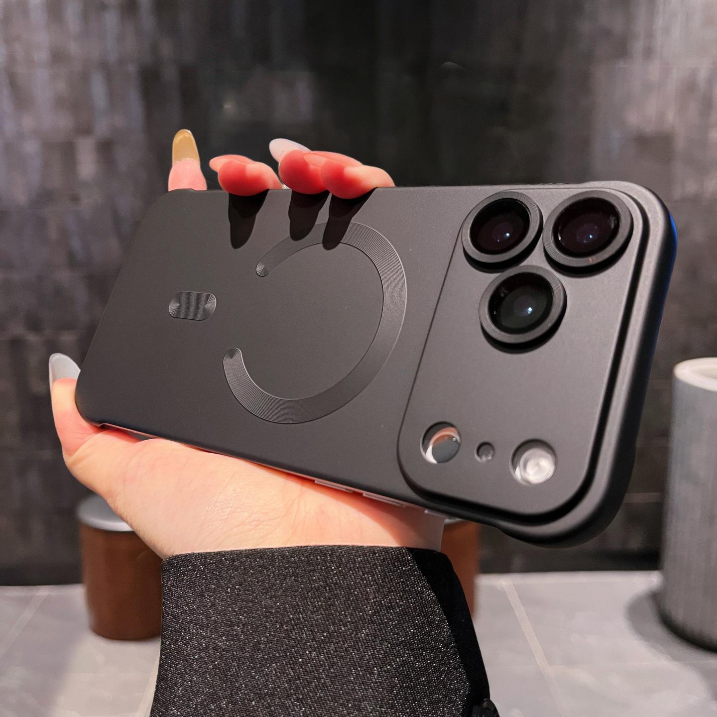 

Безрамочный магнитный чехол для iPhone 17 Pro Max со встроенной защитой объектива, матовый противоударный дизайн, совместимый с Apple 16. iPhone 17