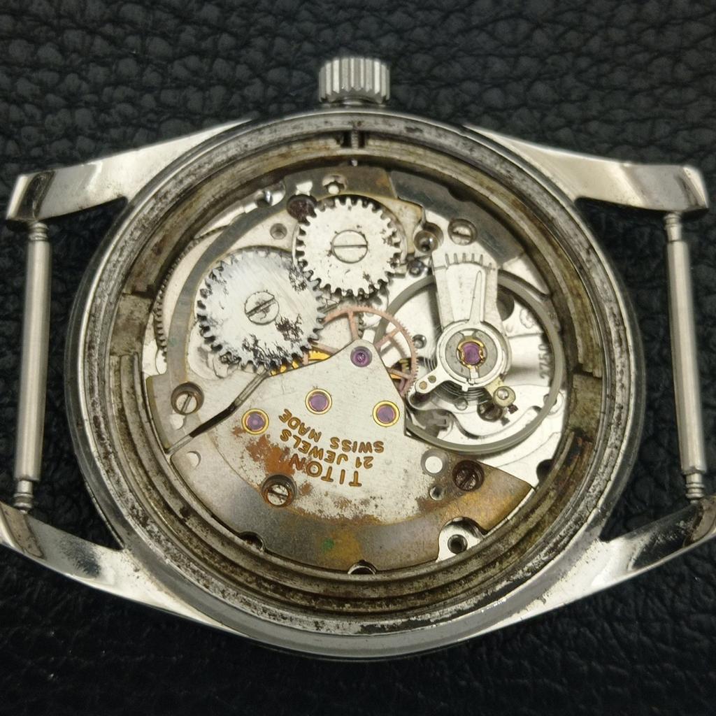 Schweizer Vintage-Herrenuhr Titoni Airmaster Titoflex mit Handaufzug, beige, a703233-1