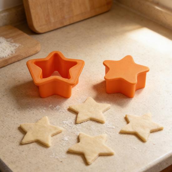 Cookie Cutter Multifunctional Cake Mold for Cookie Dough And Clay Easy Press Cake Pop Cutter And Pusher Cake Pop Maker for Baking Parties And Weddings