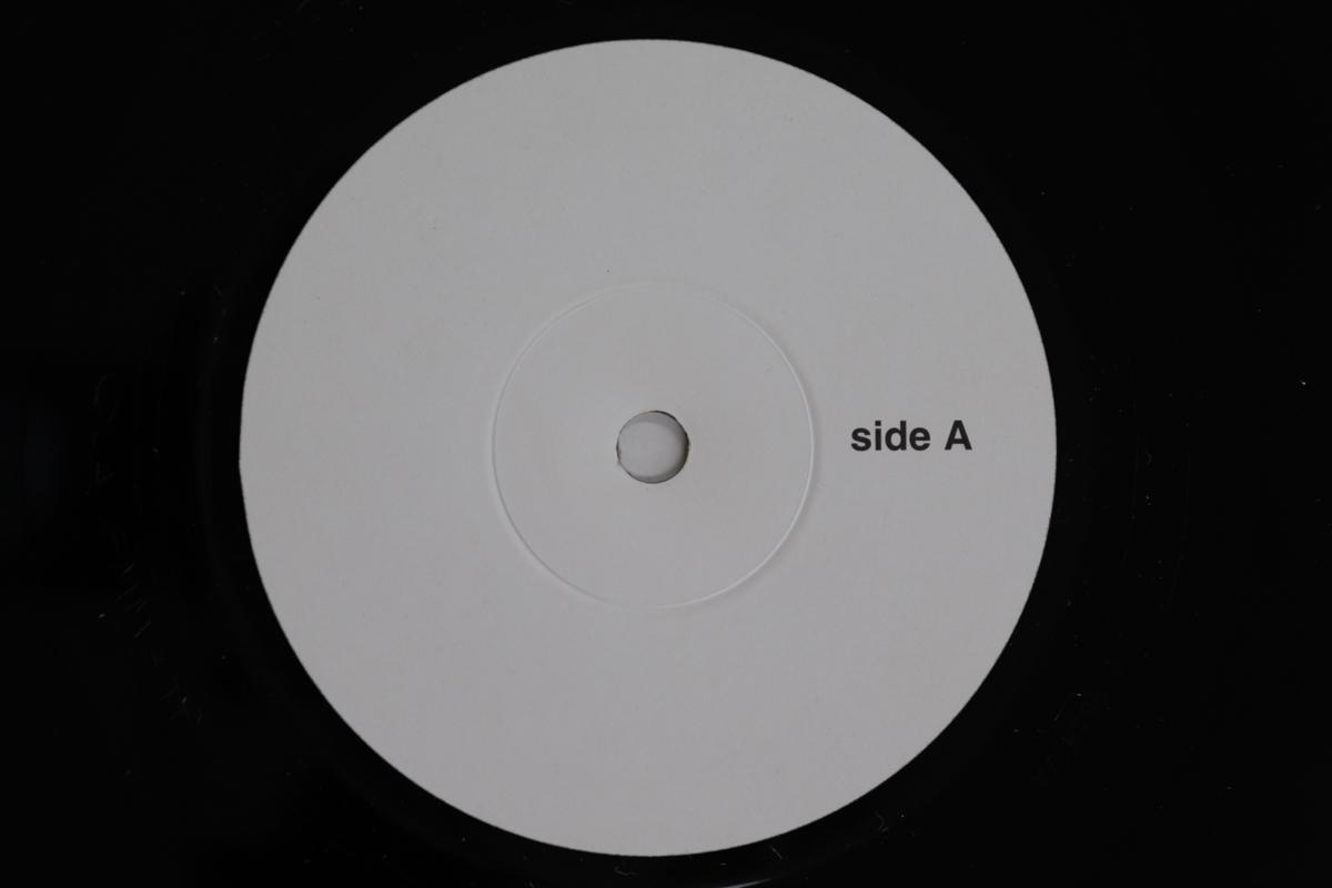 

7-дюймовая пластинка BLACK ACES - Close The Gate Dread / Gate Dread V PSS010 НЕ НА ЛЕЙБЛЕ/ P 2005 UK Регги, Ска и Даб Б/У