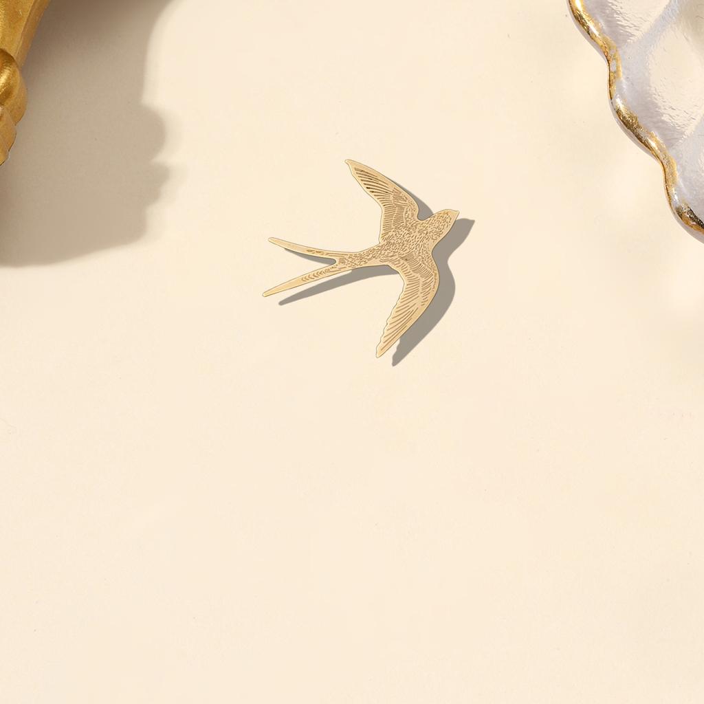 Swallow-shaped Brooch Universal Metal Simple Bird Badge Fashionable and Versatile Clothes Bag Scarf and Accessories Brooch