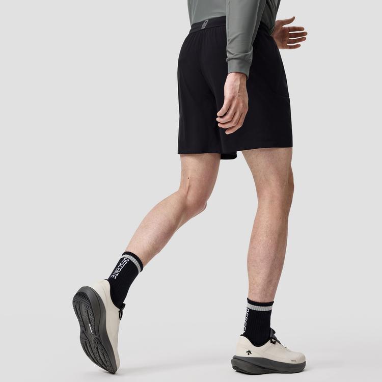 DESCENTE Training Hexa Comprehensive Training Sports Fitness Moisture-Wicking Antibacterial Comfortable Casual Shorts Men Shorts D6131THP40
