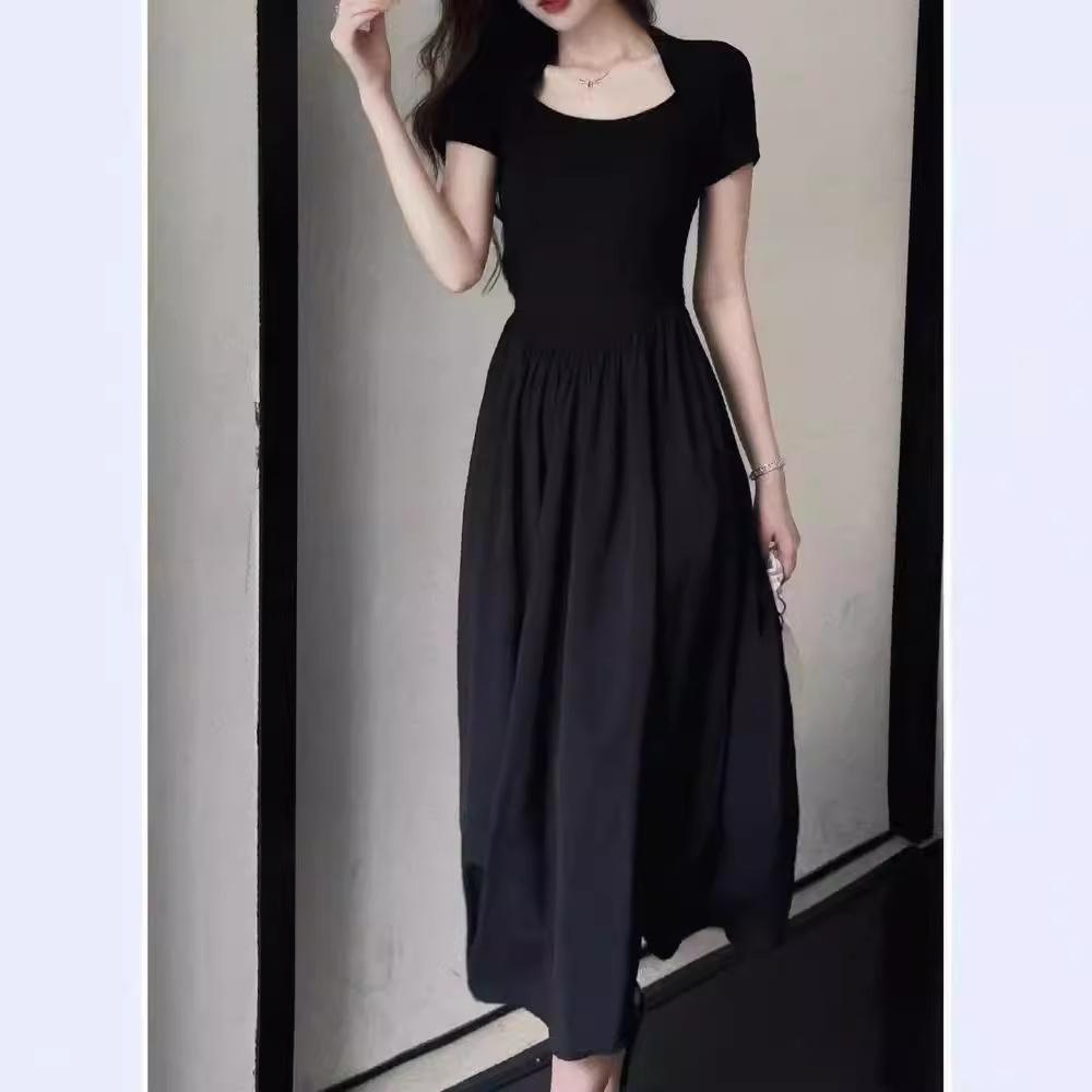 Black Hepburn Short-sleeved Dress French Temperament Summer Square Collar New Skirt High-end Long Dress Socialite
