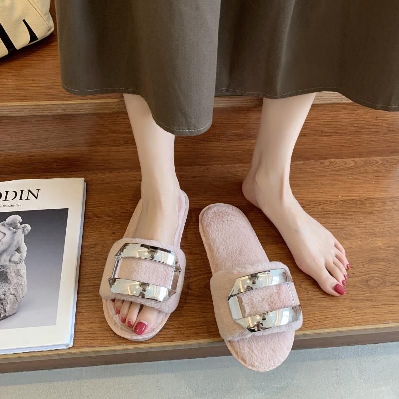 Fashion 2025 New Fluffy Women's Slippers Home Fashion Luxury Designer Shoes Woman Autumn Winter Fuzzy Fur Slides Indoor Elegant Shoes