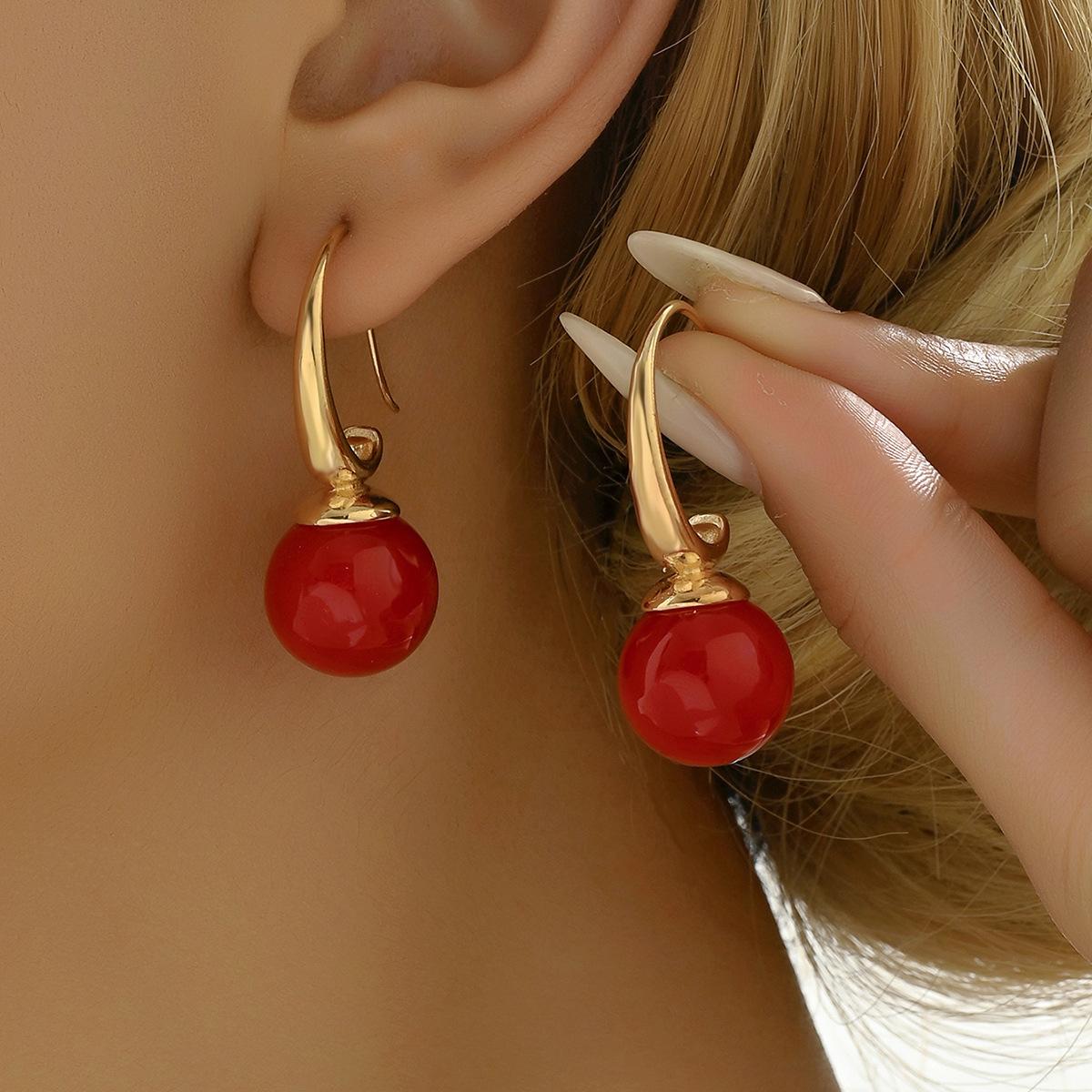 

Рекомендация нового продукта 2025 года, праздничная атмосфера, серьги с красным агатом, серьги-крючки, летние серьги-конфетки в свежем стиле