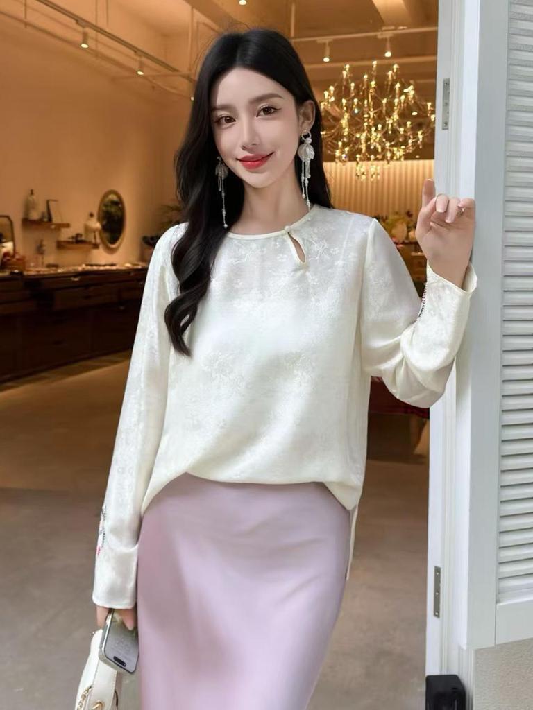 Silk Blend Jacquard Round Neck Hollow Out Slimming Top for Women - 2026 Spring Long Sleeve