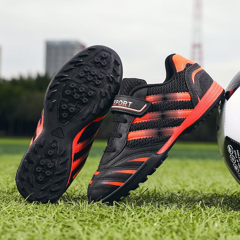 Summer mesh breathable football shoes, children's and primary school students' game training shoes, girls' indoor and outdoor flat-soled sports shoes