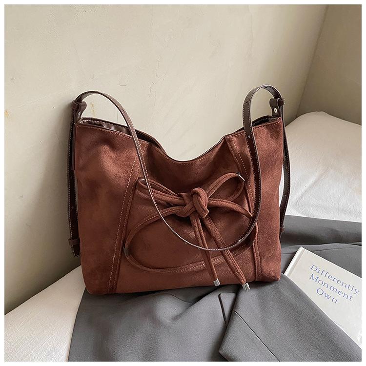 

Retro Large-capacity Single-shoulder Bag, Fashionable Handbag for Women, Stylish Crossbody Bag кофейный