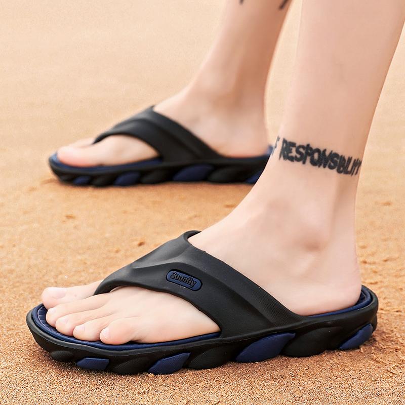 Flip Flops for Men Breathable Sandals Outdoor Slippers Summer Beach Sandals Quick Dry Shoes Men Casual Slippers