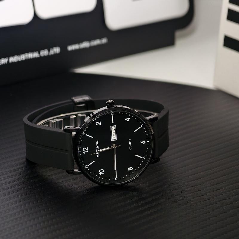 Business Watch Men'S Trend Fashion Magnetic Buckle Luminous Quartz Watch