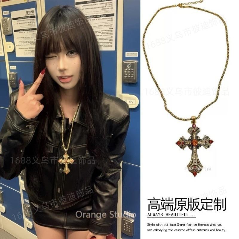 Retro ethnic style long pendant necklace light luxury niche high-end sweater chain temperament versatile personality jewelry women