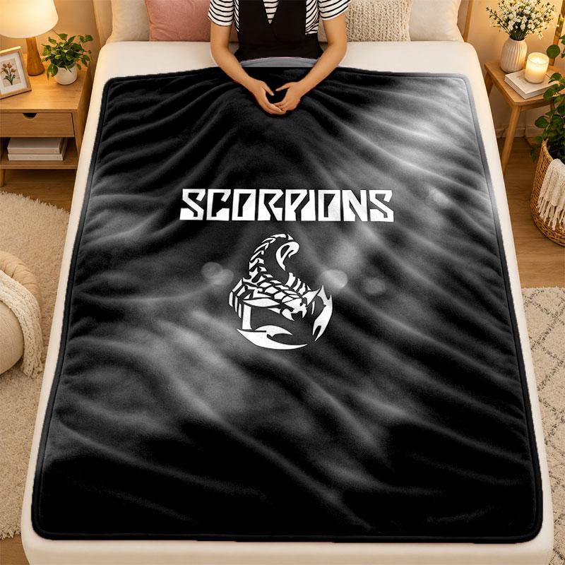 Flannel BlanketScorpions Warm Soft Throw Blanket for Indoor Sofa Bed Living Room Use