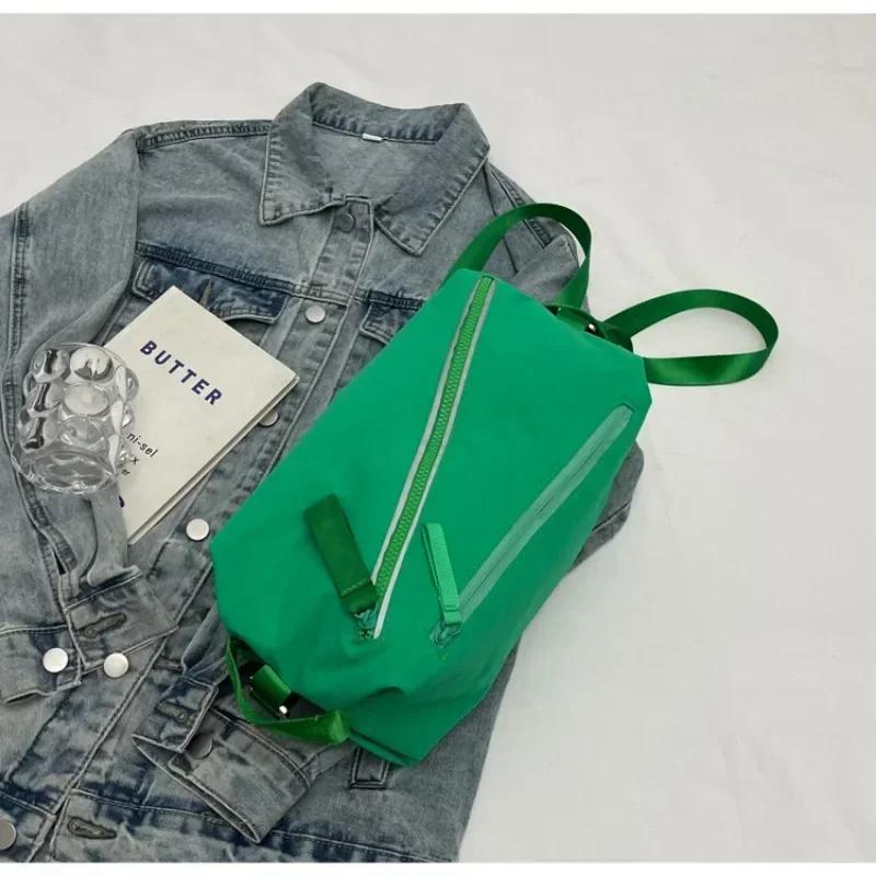 Winter Newcouple Sports High-capacity Shoulder Bag High-quality Nylon Zipper Commuter Crossbody Bag