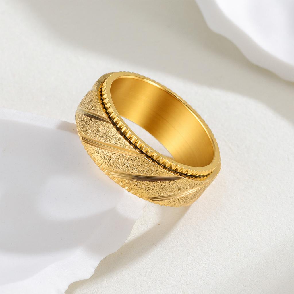 Fashionable Titanium Steel Jewelry Punk Style 8mm Pattern Mesh Rotatable Vacuum Plated Frosted Ring