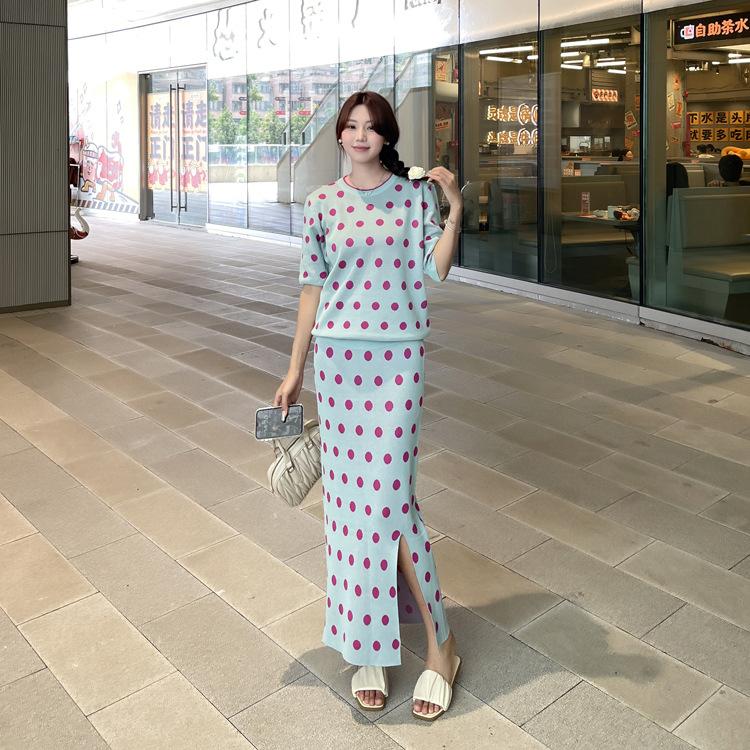 Korean Chic Summer Vintage Temperament Round Neck Polka Dot Short-sleeved Knitted Sweater + High Waist Hip Skirt Two-piece Set