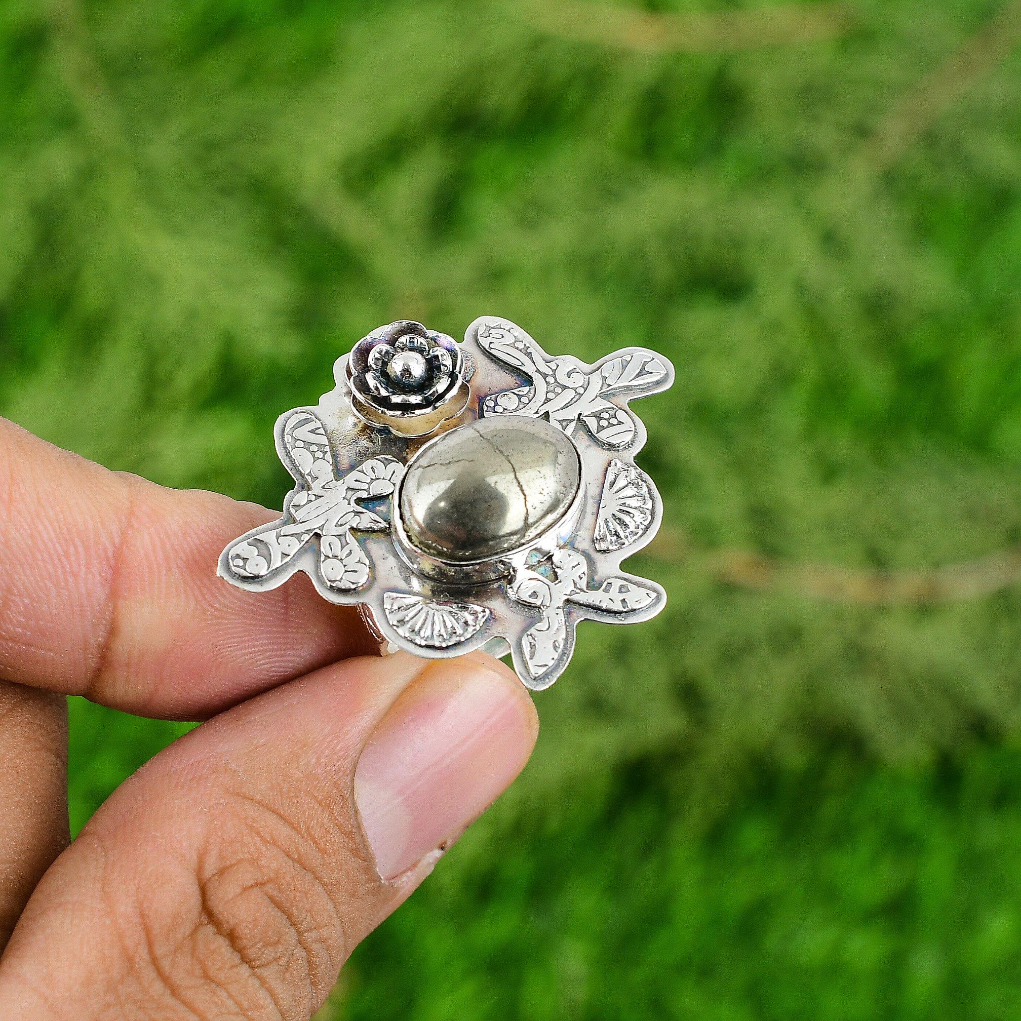 

Стерлинговое серебро Овальный камень пирит Жена Цветок Уникальный безель Модное эффектное кольцо Adjustable