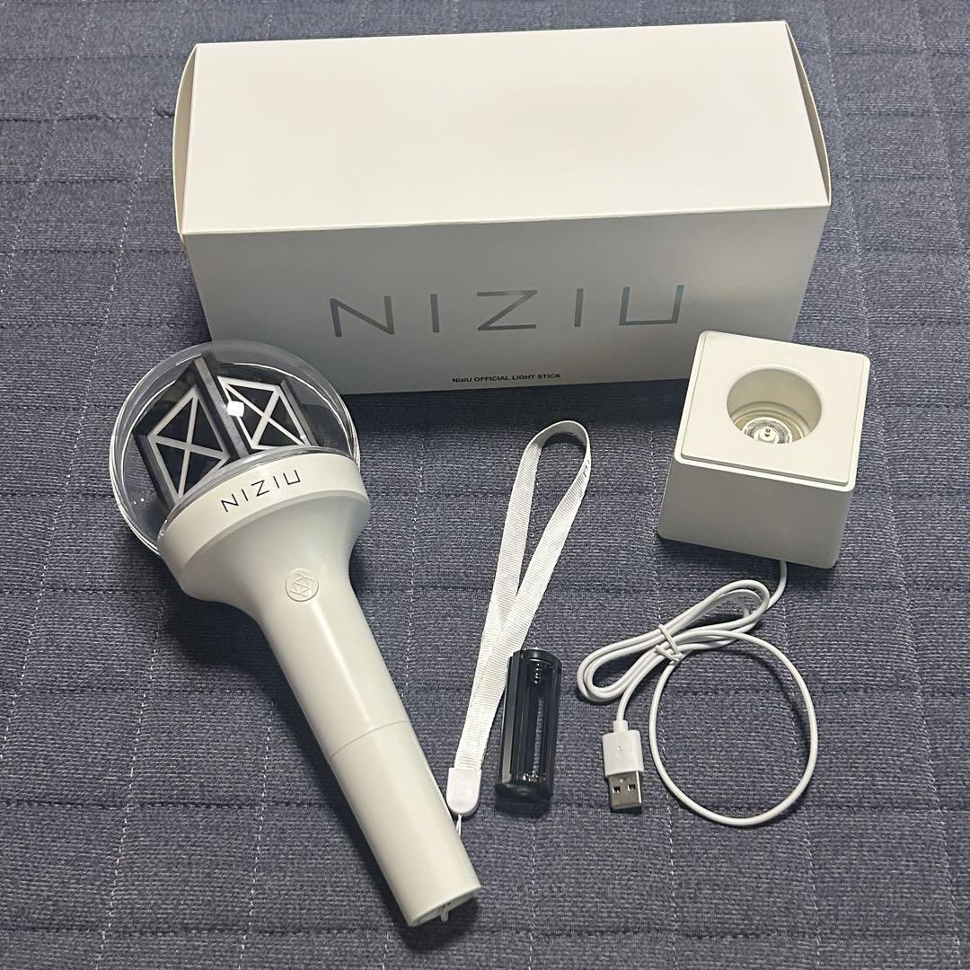 

[USED] NiziU Official Lightstick