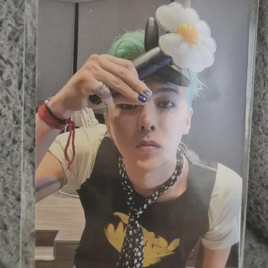 

Gd Sells Unreleased Photocard Poca.