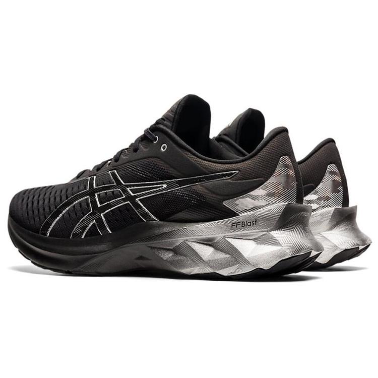 ASICS Novablast 'Black Pure Silver' 1011B157-001
