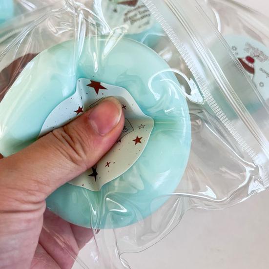 Zelená tekutá pomalu se vracející mačkací kulička Měkká TPR Fidget pro úlevu od stresu Tvarovatelný přenosný dekompresní gadget pro děti i dospělé