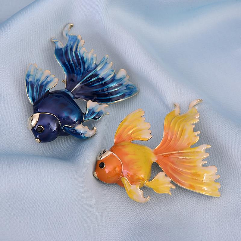

Fashion GoldfIsh Brooch Woman Men s Animal Red Fish Corsage Coat Pin Buckle Sweater Badge Brooches Accessories