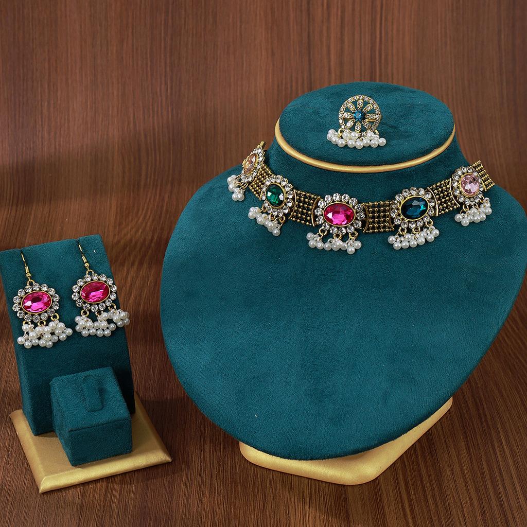 Vintage Court Earrings, Rings, Necklaces, Sets, High-End Female Bohemian Colored Diamond Jewelry.