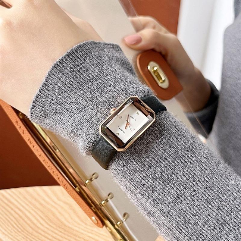 Rectangle Watch Women's New Light Luxury Diamond-encrusted Fashion Rhombus Belt Women's Watch