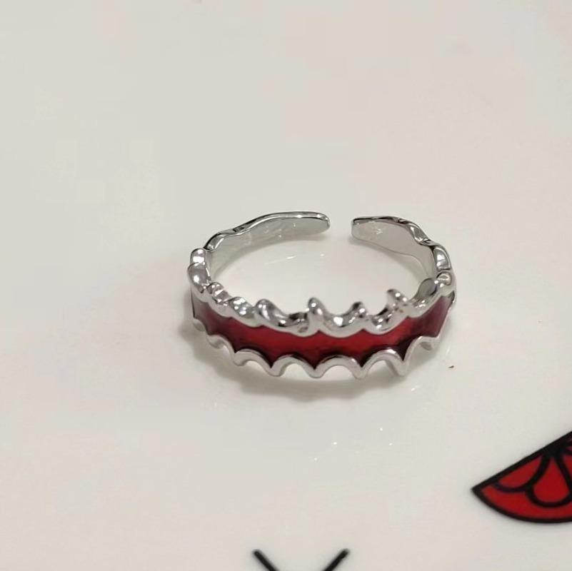Personalisierter Modischer Unregelmäßiger Offener Flammenring Personalisierter Dunkler Stil Geometrischer Schmuck Zubehör für Damen Großhandel
