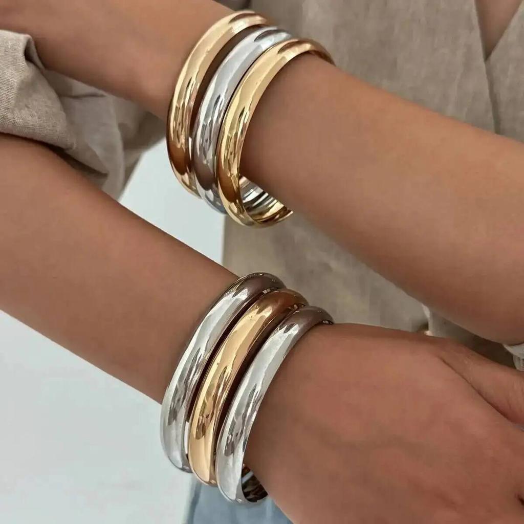 IngeSight.Z Punk Unregelmäßiges Mehrfarbiges Armreif-Set Übertriebenes Vintage Breites Armband Stapelbar Glänzendes Rundes Armband Pulseras Schmuck