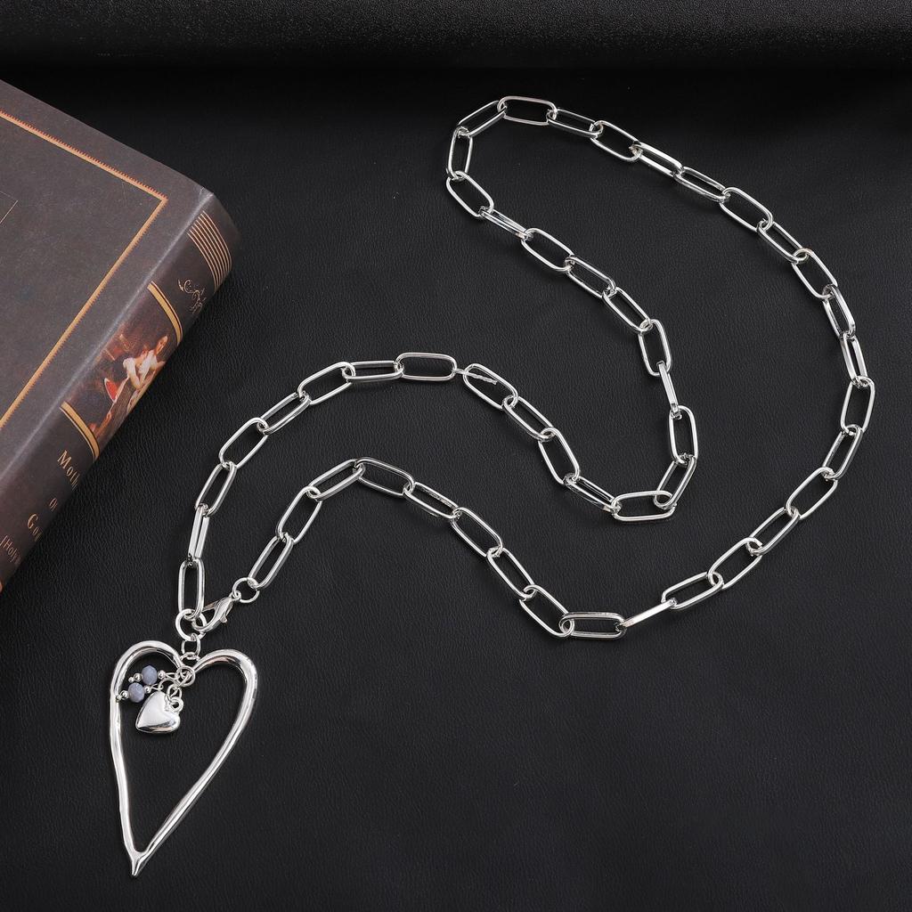 Übertriebene Spice Girl Metall Big Love Halskette, Punk Dicke Kette Pfirsichherz Damen Vielseitige Pulloverkette