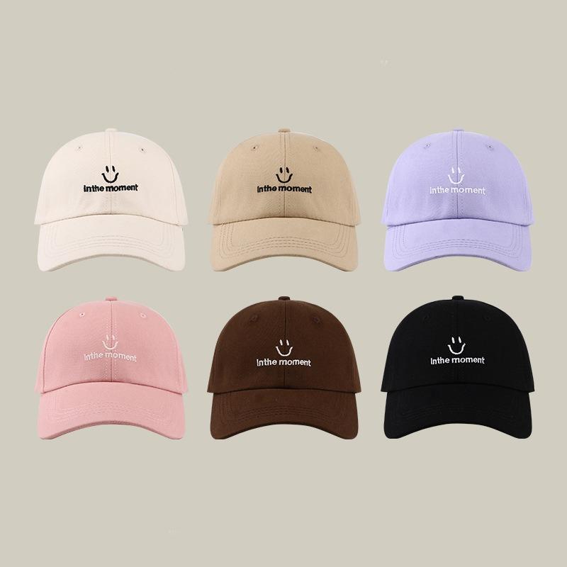 Spring and Summer New Smiley Face Embroidered Baseball Cap Female Simple Face Small Visor Student Versatile Cap Male