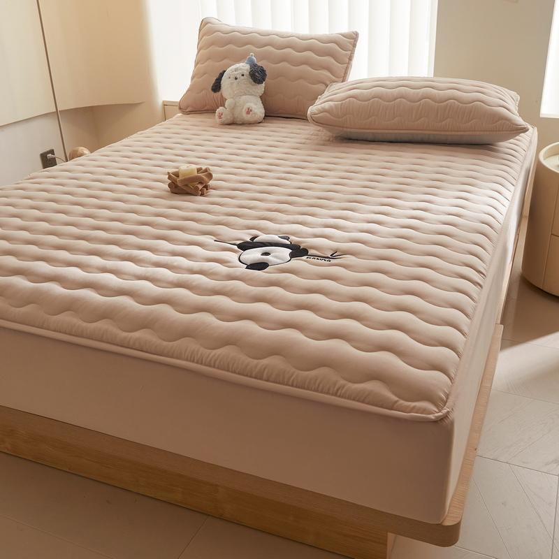 Cute Panda Embroidery Mattress Cover Soft Quilted Bed Pad Protector for Kids Girls Autumn Winter Fitted Sheets with Deep Pocket