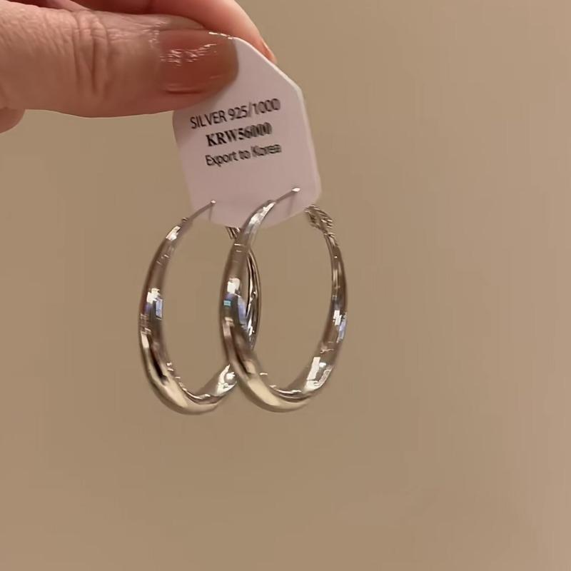 Gold Ring Earrings Women's Ear Buckles Light Luxury High-end Earrings Autumn and Winter Ring Earrings