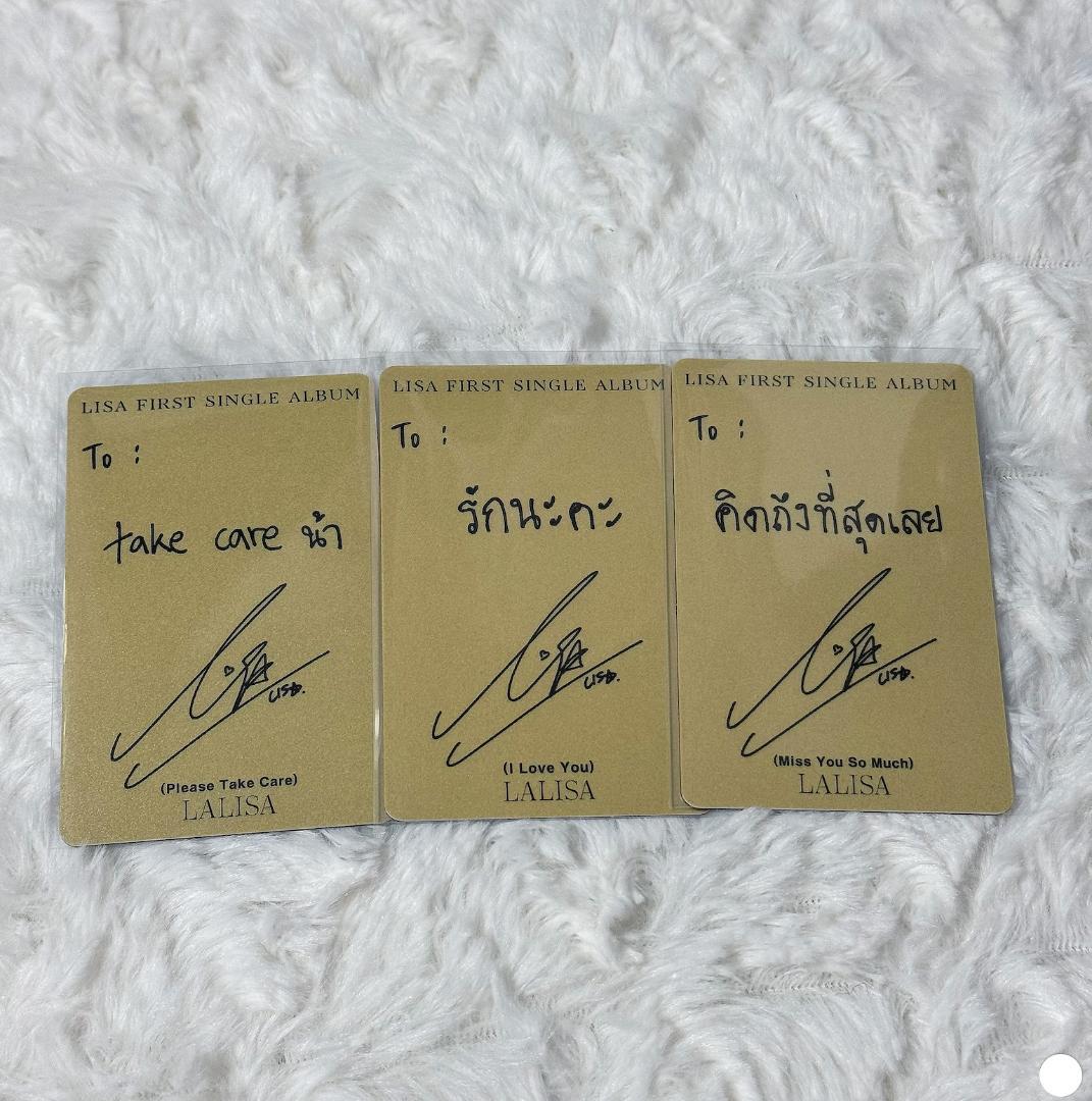 

[USED] Official BLACKPINK LALISA Applewood Trading Card