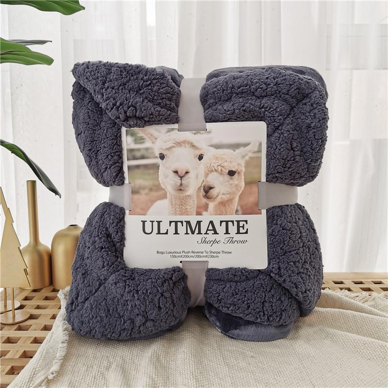 Double-Layer Thickened Flannel and Lamb Fleece Blanket with Solid Color and Custom Logo