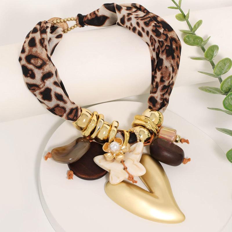European, American Bohemian style woven rope necklace, ethnic style flower shape with earth color flower pendant, neck chain.