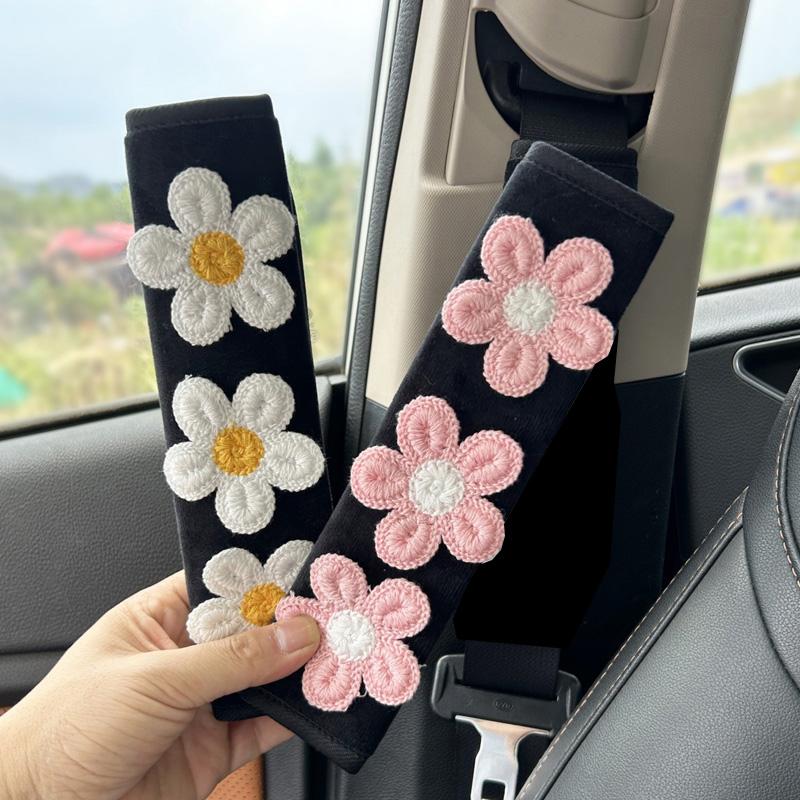 

2 шт. Милые вышитые цветы Чехол на ремень безопасности автомобиля Плюшевая подушка для ремня безопасности Автомобильная накладка-протектор на плечевой ремень для женщин