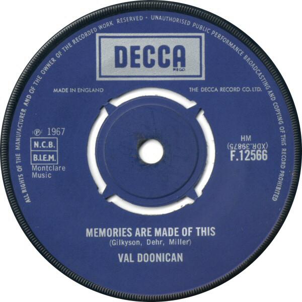 

7inch Record VAL DOONICAN - Memories Are Made Of This F12566 Decca 1967 UK Pop Used