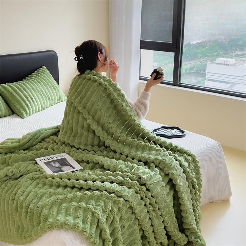 Fleece Throw Blanket for Couch,Super Soft Warm Fluffy Blanket for Bed Sofa Room Decor-Lightweight Cozy Fuzzy Striped Blanket for All Seasons
