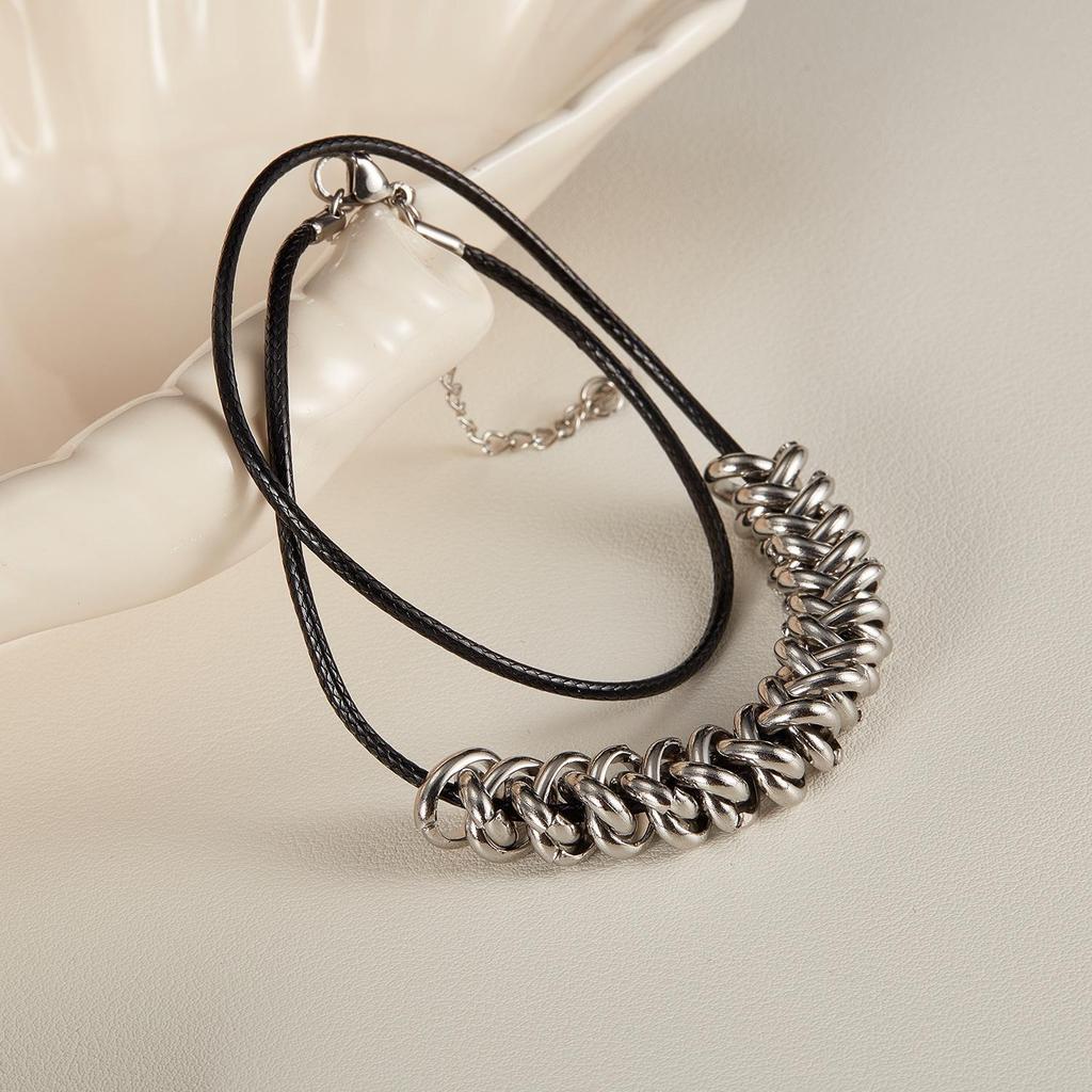 Titanium Steel Necklace for Men and Women - Fashionable, Trendy, and Versatile Design