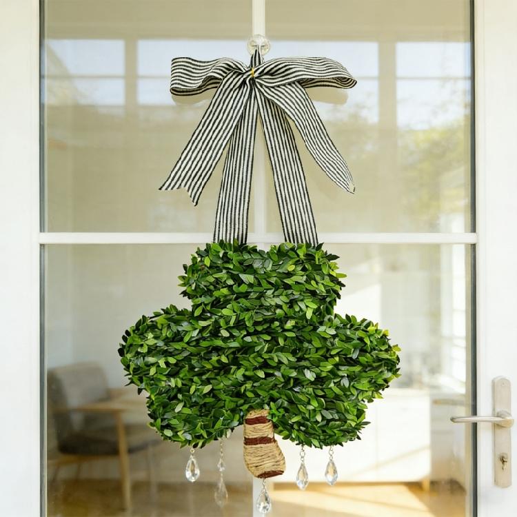 Charming . 's Shamrocks with Plastic for Door Hanging and festives Cheer