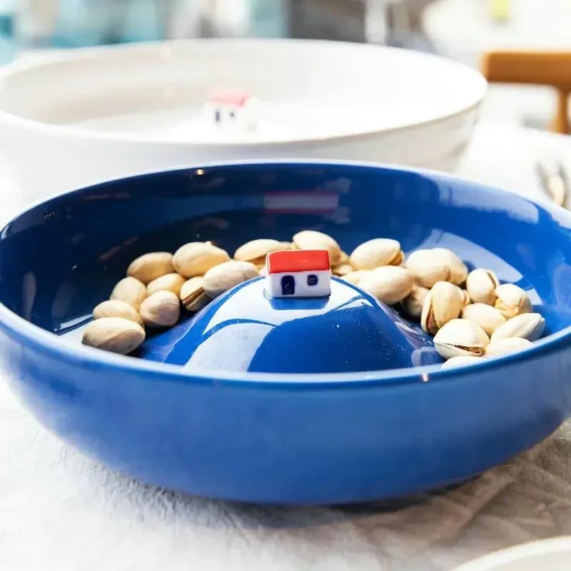 Hand-made Three-dimensional Small House Plate Home Decoration Bowl Creative Round Water Porcelain Plate Soup Plate